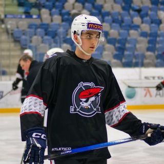 „Těím se, že se z juniorky někam posunu 💪,“ říká Vasyl Špilka po přesunu do Chomutova. Rozhovor 🎙️s ním najdete už teď na...