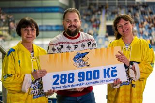 Ředitelka chomutovské nemocnice a primářka ARO oddělení Irena Voříšková se zástupkyní primářky Marcelou Černou dnes...